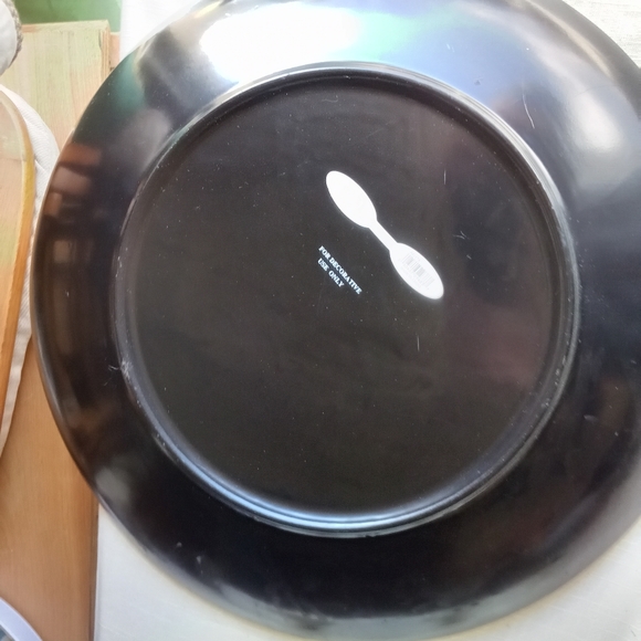 Decorative Plate - Picture 3 of 4